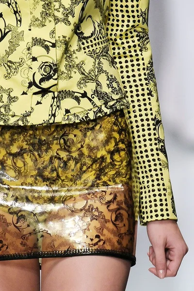 Look 97